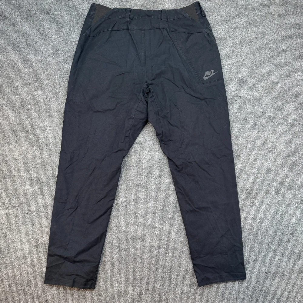 Nike Men's Cotton Blend Bonded Woven Black Cropped Pants Size 30, 876972-010